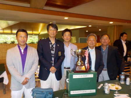 Ａチーム4名と藤平OB会長 